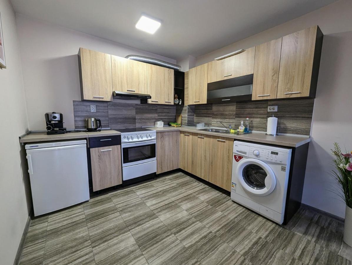 Emalena Apartment Varna Ngoại thất bức ảnh